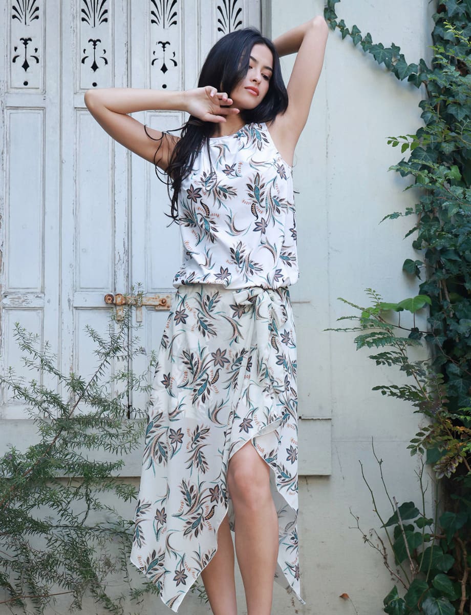 大人の女性に人気のオールインワン水着